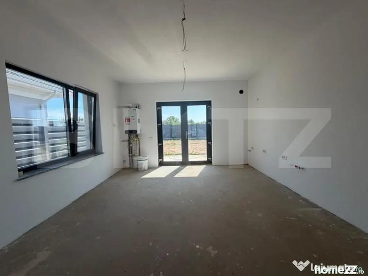 Casă cu 4 camere cu Teren 550 Mp în Central