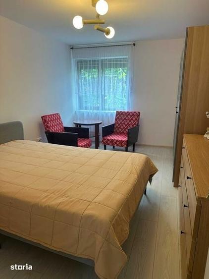 Casă cu 4 camere decomandat cu Teren 121 Mp în Central