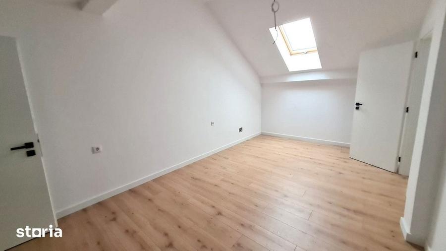 Apartament cu 3 camere în Tineretului