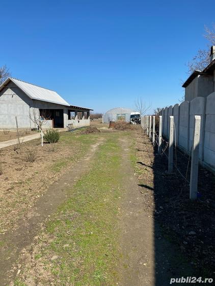 Casă cu 2 camere cu Teren 2200 Mp în Gostavățu