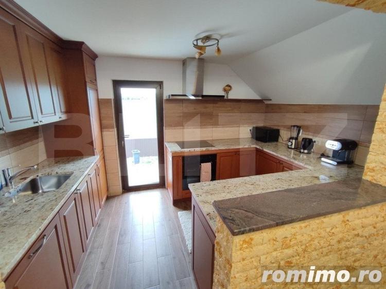 Casă cu 4 camere cu Teren 2500 Mp în Horodnic