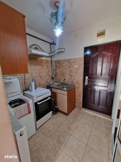 De vanzare garsoniera, etajul 1, zona Kaufland 22000euro - 4