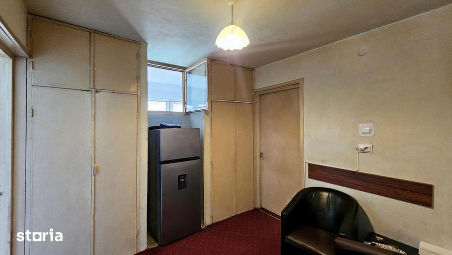 Apartament cu 2 camere, mobilat în Tei