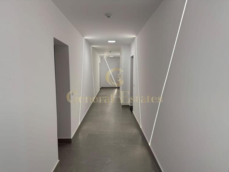 Apartament cu 3 camere în Tractorul