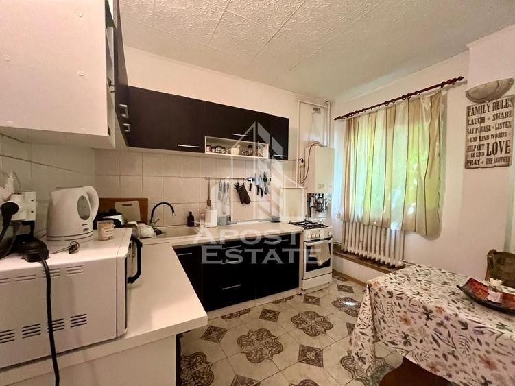 Apartament cu 2 camere decomandat, mobilat în Medicină