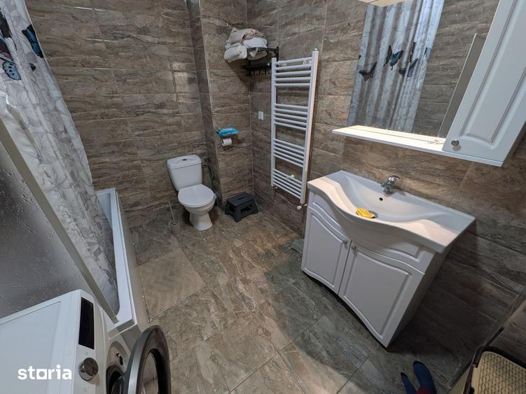 Apartament cu 3 camere în Florești