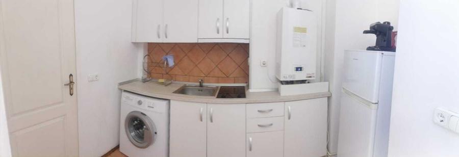 Garsonieră decomandată în Central