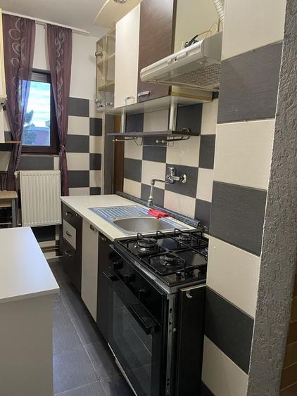Apartament cu 3 camere în Mureșeni