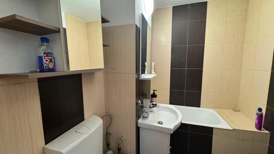 Apartament cu 2 camere decomandat în Decebal