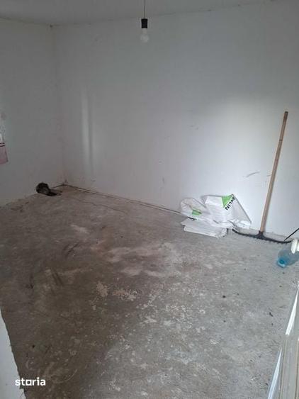 Casă cu 3 camere cu Teren 70 Mp în Central