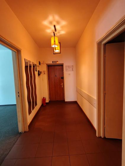 Apartament cu 4 camere circular în P-ța Romană