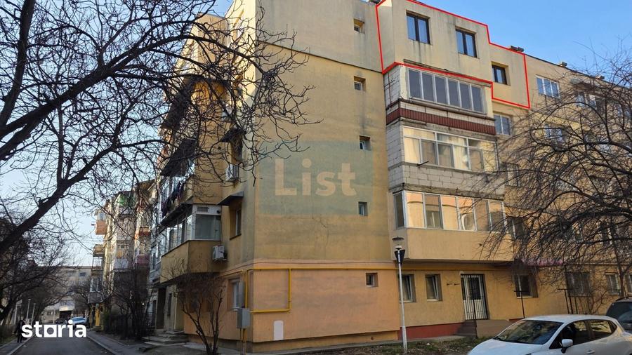 Apartament cu 4 camere decomandat în Central