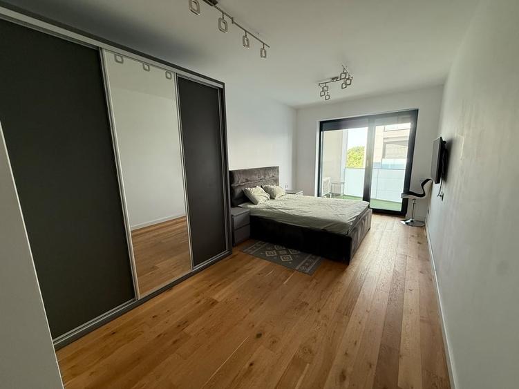 Apartament cu 2 camere decomandat în Băneasa