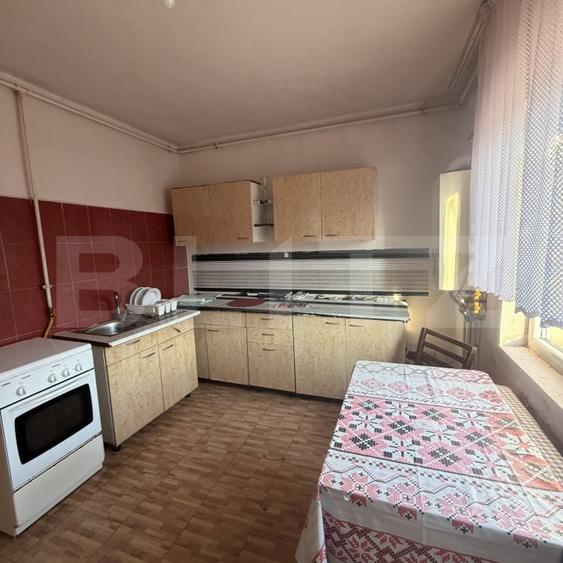 Apartament cu 2 camere decomandat, mobilat în Năsăud