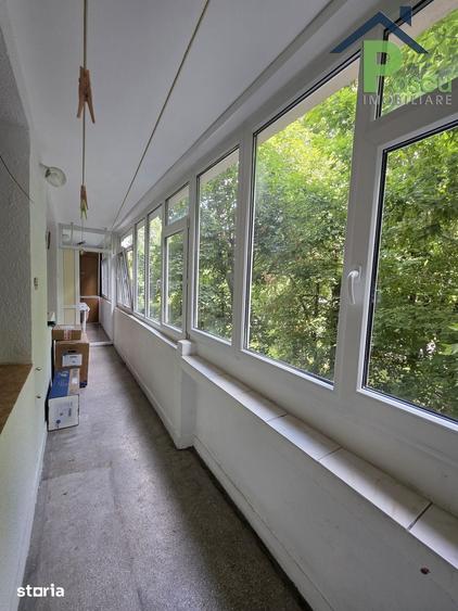 Apartament cu 2 camere semidecomandat în Giurgiului