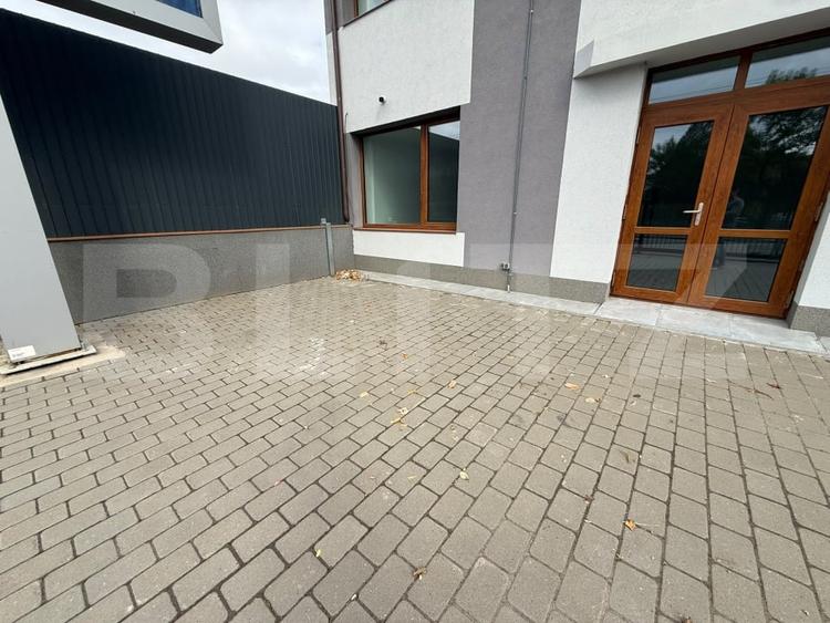 Spațiu comercial, de 220 mp, în Iris