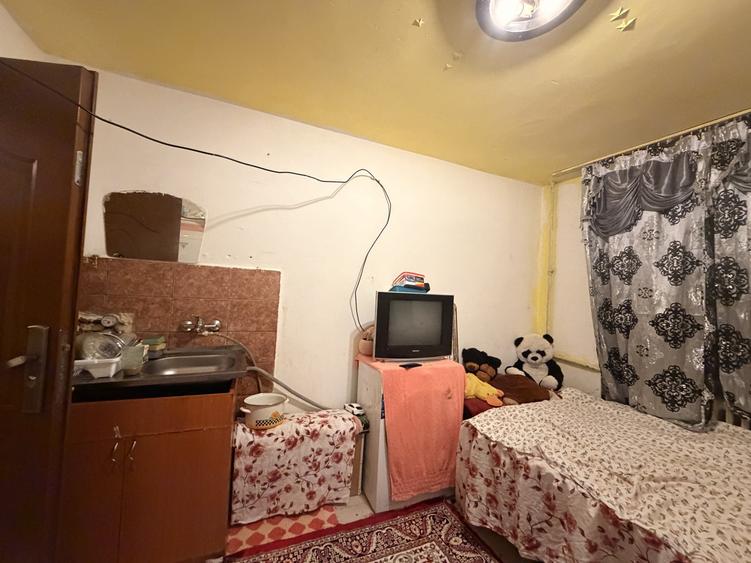 Garsonieră nedecomandată, mobilată în Take Ionescu