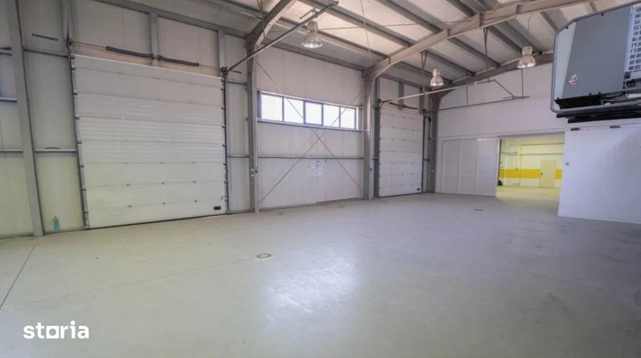 Spațiu comercial, de 592 mp, în Florești