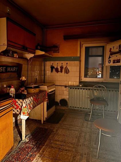 Apartament cu 4 camere decomandat în Sebastian