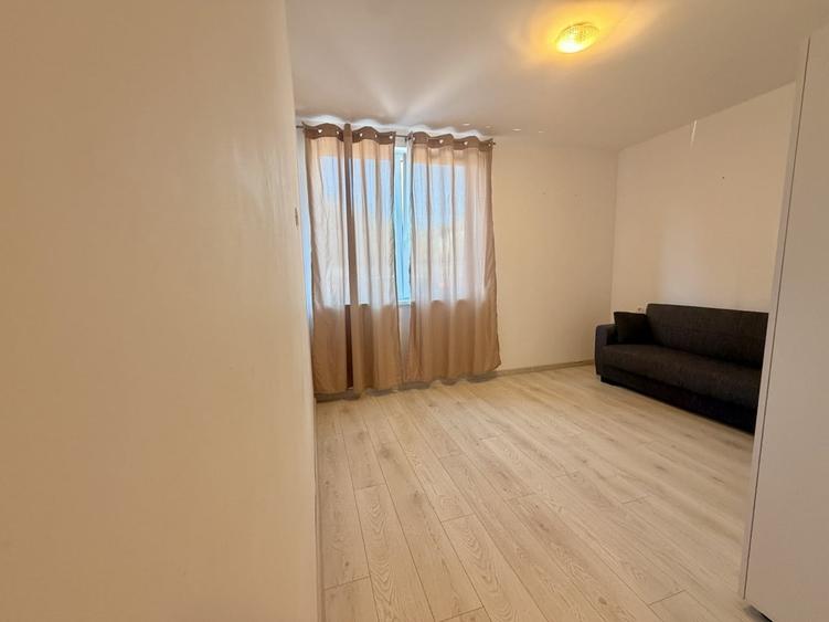 Apartament cu 3 camere decomandat, mobilat în Dumbrăvița
