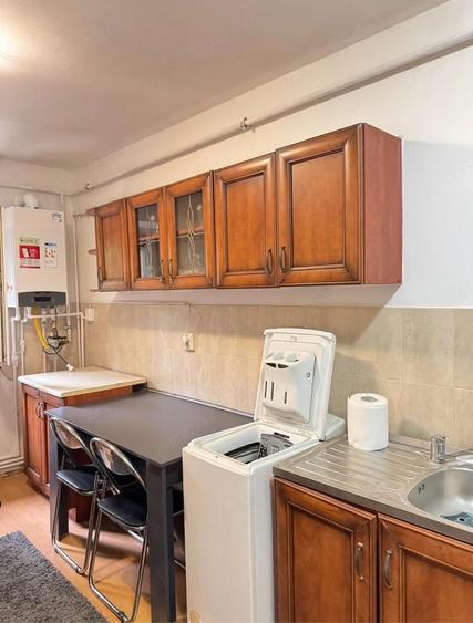 Apartament cu 2 camere decomandat în Exterior Vest