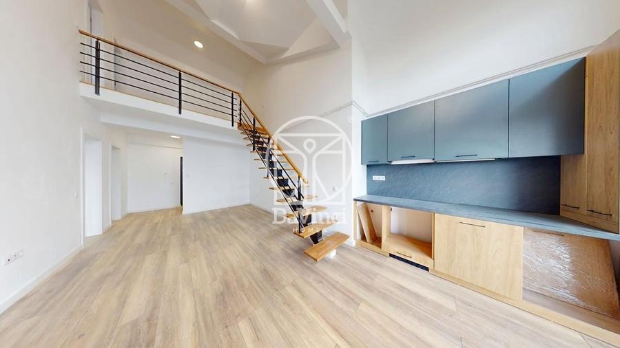 Apartament cu 3 camere semidecomandat, mobilat în Exterior Vest
