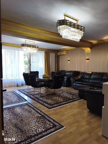 Casă cu 6 camere cu Teren 250 Mp în Tomis II