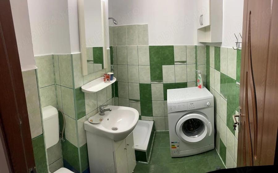 Garsonieră decomandată în Micălaca
