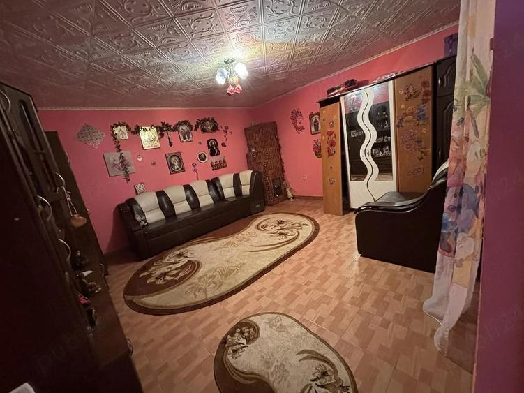 Casă cu 3 camere cu Teren 500 Mp în Central