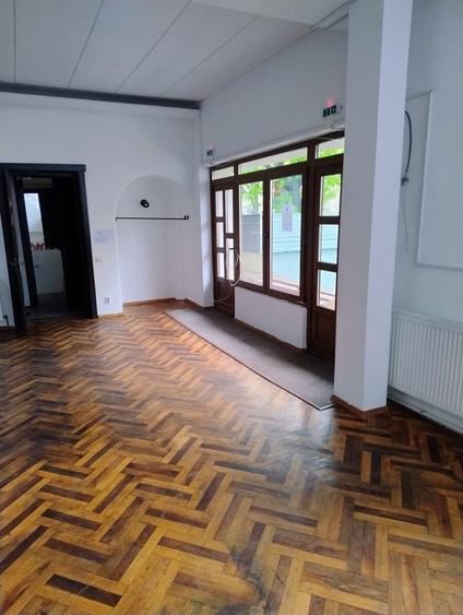 Apartament cu 2 camere semidecomandat în Ultracentral