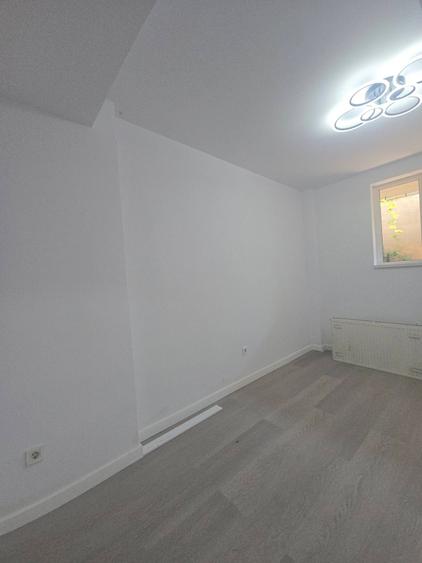 Apartament cu 2 camere decomandat în Dobroești
