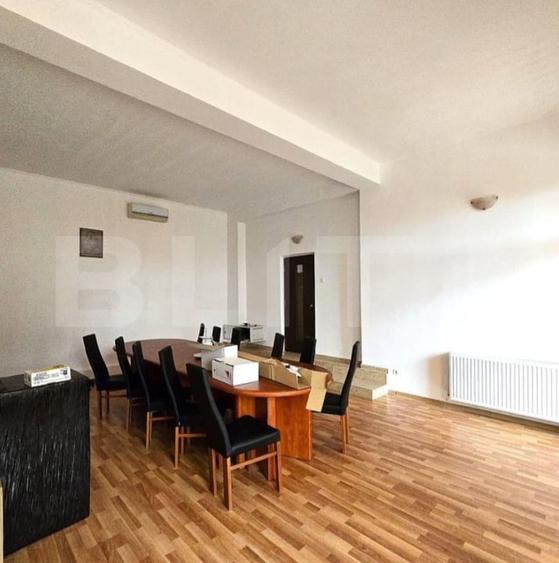 Spațiu comercial, de 808 mp, în Nord