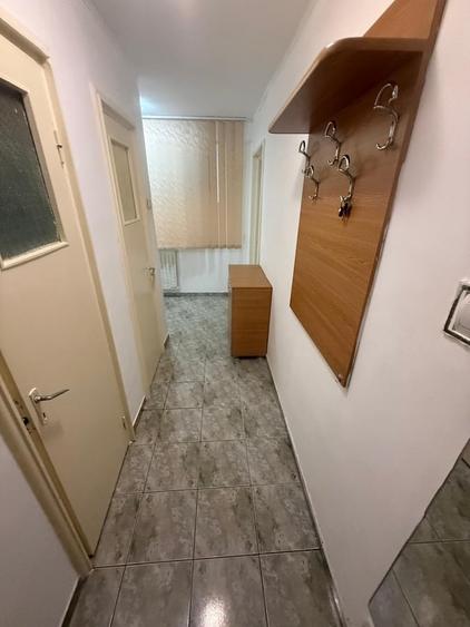 Apartament cu 2 camere decomandat în Brâncoveanu