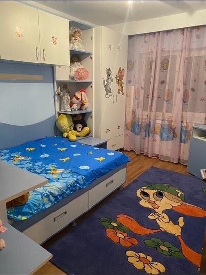 Apartament cu 3 camere decomandat în Nord