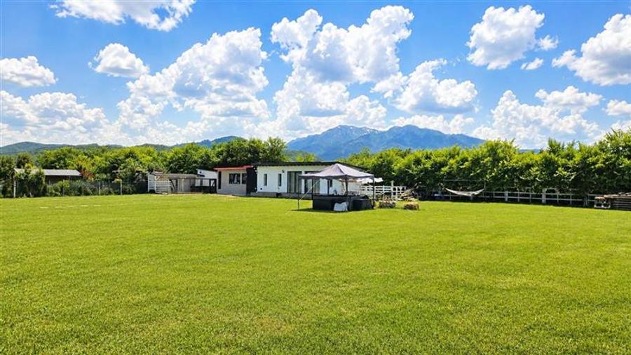 Teren extravilan de 1640 mp, în Exterior Est