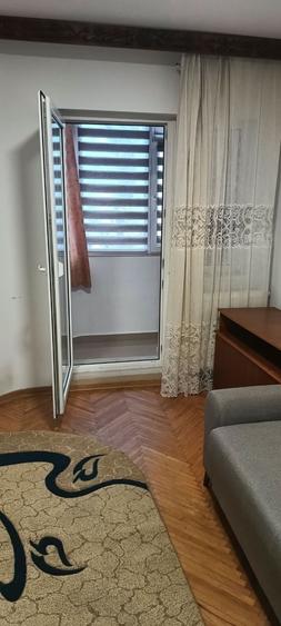 Apartament cu 2 camere decomandat în Cug