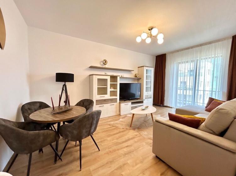 Apartament cu 2 camere decomandat, mobilat în Splaiul Independenței