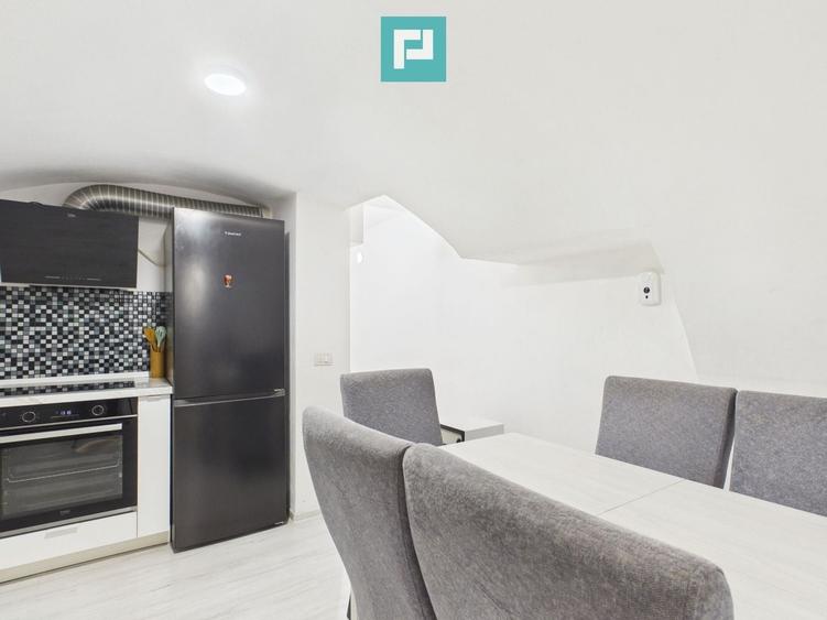Apartament cu 3 camere semidecomandat în Ultracentral