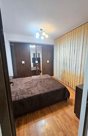 Apartament cu 2 camere decomandat în Mazepa 1
