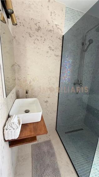 Apartament cu 2 camere decomandat în Depozitelor