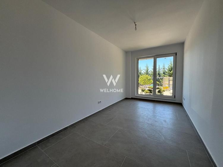 Apartament cu 3 camere decomandat în Exterior Vest