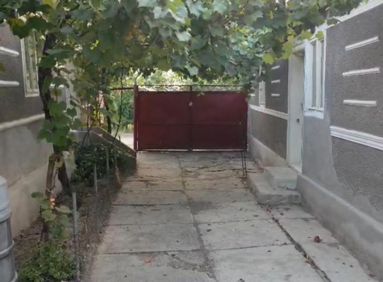 Casă cu 4 camere cu Teren 4404 Mp în Susag