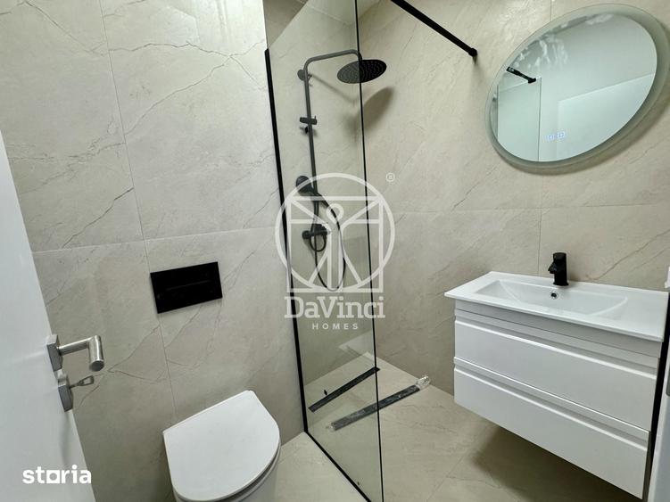 Apartament cu 5 camere în Cristian