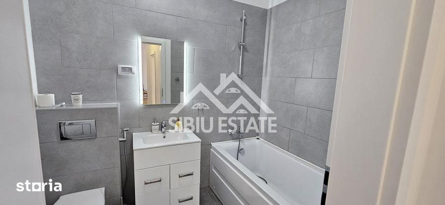 Apartament cu 3 camere decomandat, mobilat în Vest