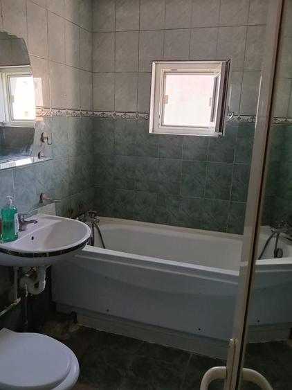 Apartament cu 2 camere semidecomandat în Micro 4