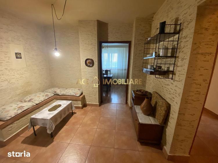 Apartament cu 3 camere în Vatra Luminoasă