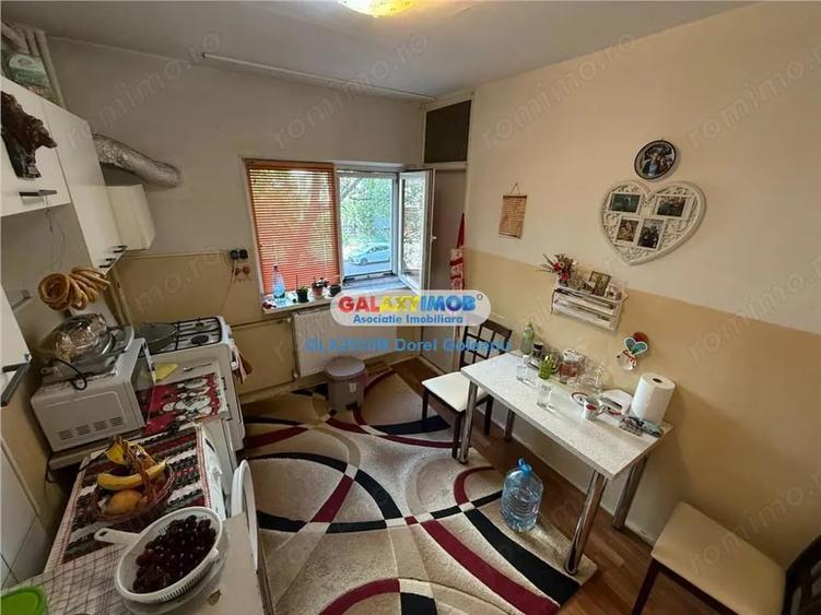 Apartament cu 2 camere decomandat în Sebastian