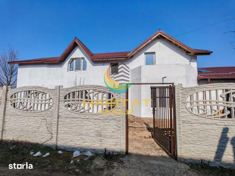 Casă cu 7 camere cu Canalizare în Vidra
