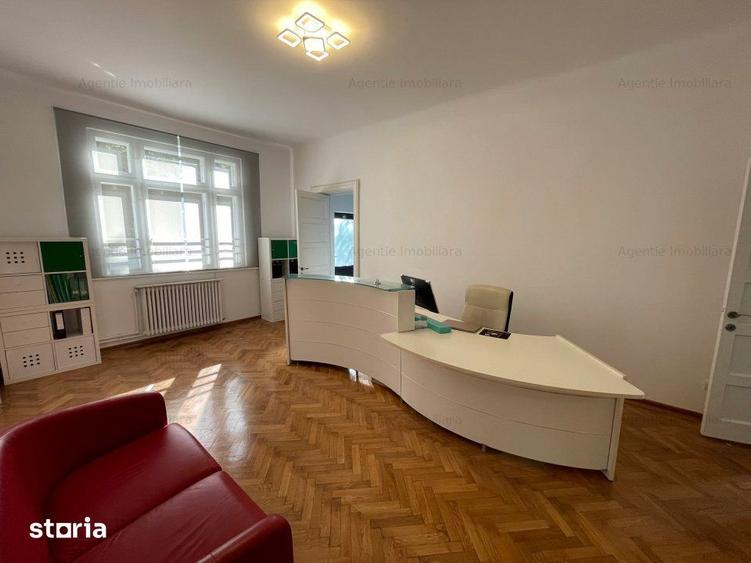 Casă cu Teren 100 Mp în Eminescu