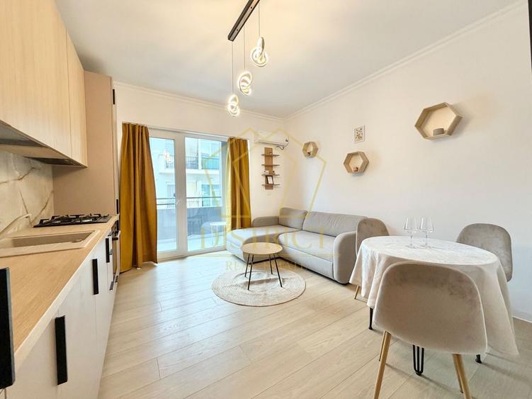 Apartament cu 2 camere semidecomandat, mobilat în Giroc
